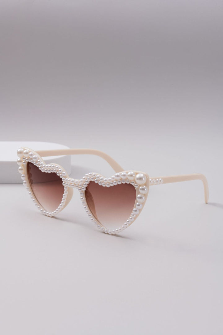 Women’s Designer Sunglasses with Pearl Frame by Bowlift