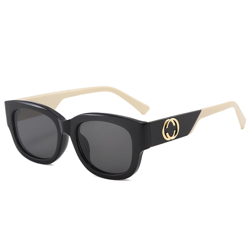 Women's sunglasses in exclusive design with fashionable frame and UV protection Bowlift