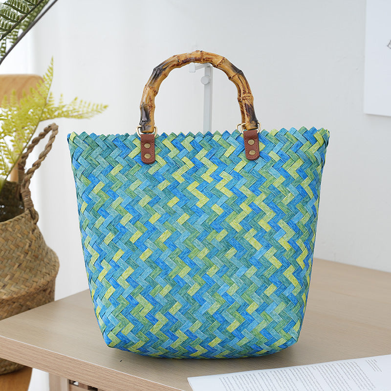 Handbag Made of Woven Bast Bowlift