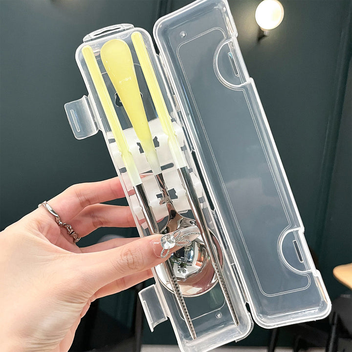 Portable cutlery set in hygienic storage box Bowlift
