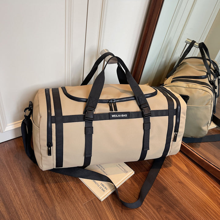 Sporty Weekend Bag with Practical Compartment System Bowlift