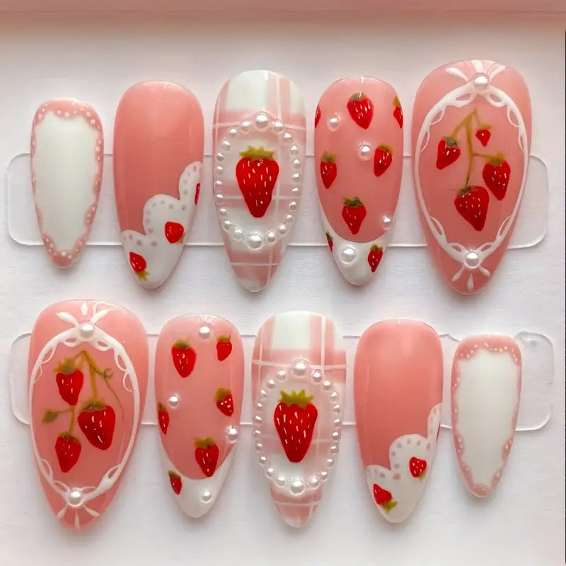 Romantic Heart-Themed Press-On Nail Art Bowlift