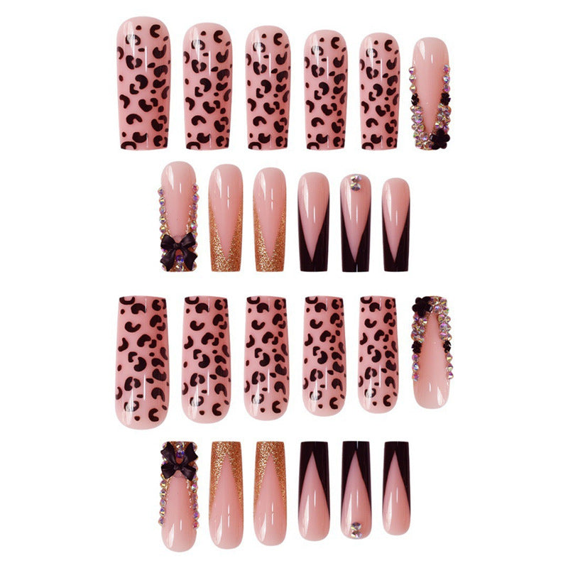 Glamorous Press-On Nail Art Set with Rhinestone and Leopard Accents Bowlift