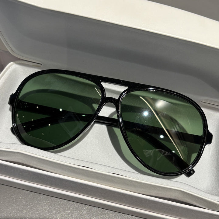 Retro Pilot Style Sunglasses Bowlift