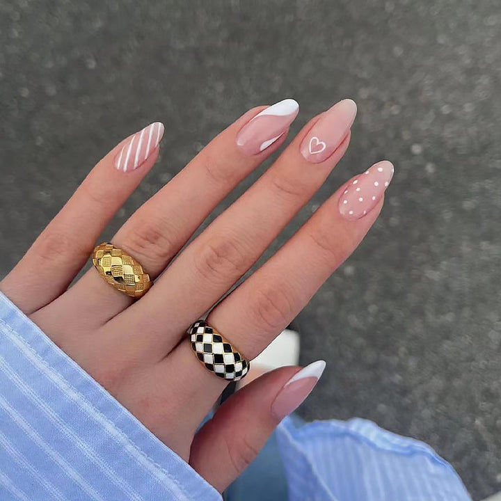 Elegant Design Artificial Nails Bowlift