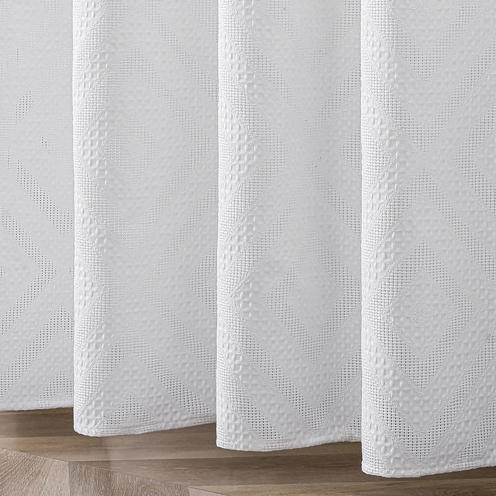 Textured Leaf Pattern Shower Curtain Bowlift