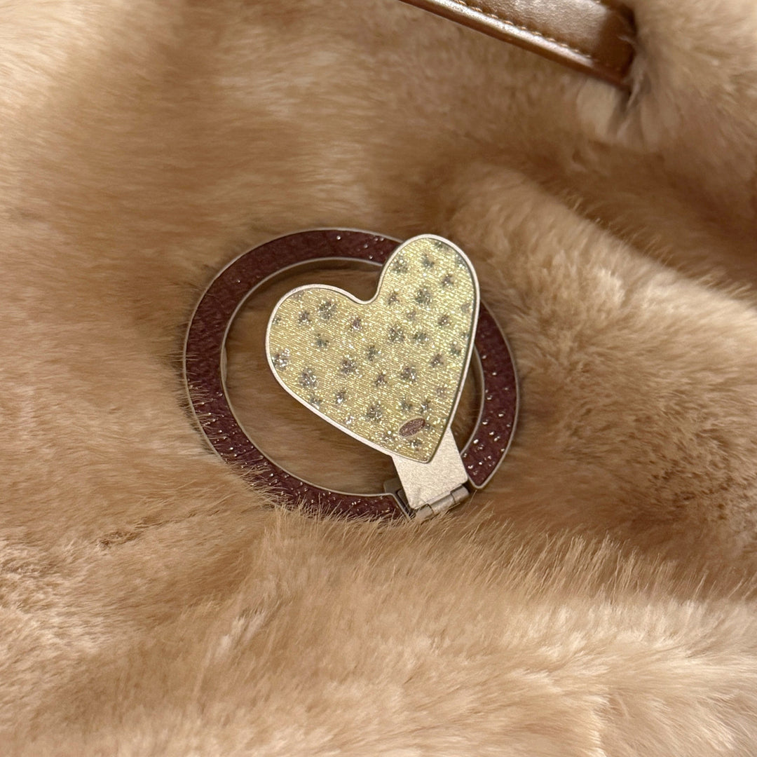 Elegant Heart Brooch Bowlift