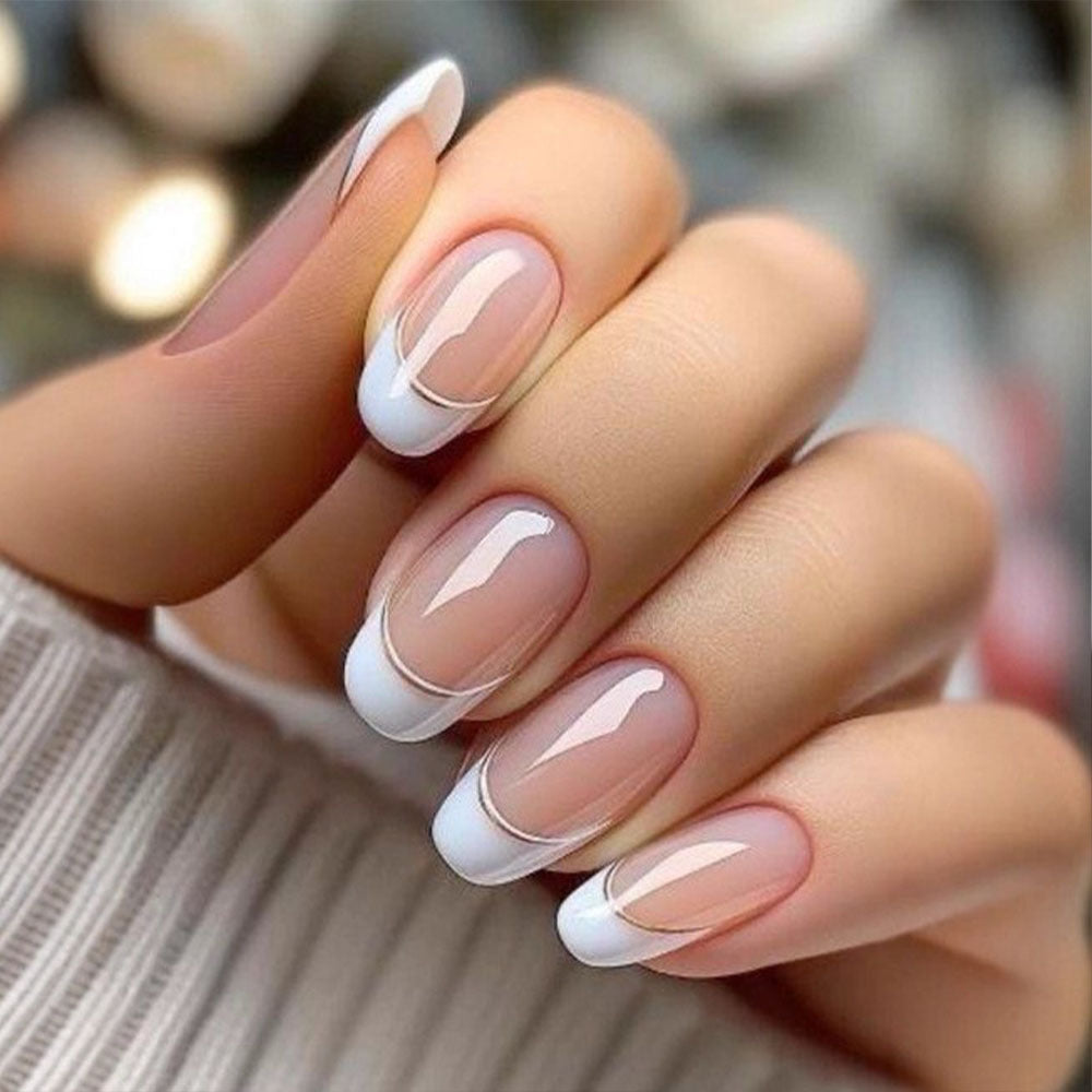 Acrylic Nail Set with Elegant French Manicure Bowlift