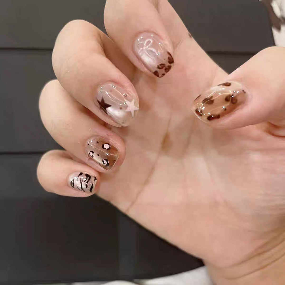 Artistic Natural Press-On Nails Bowlift