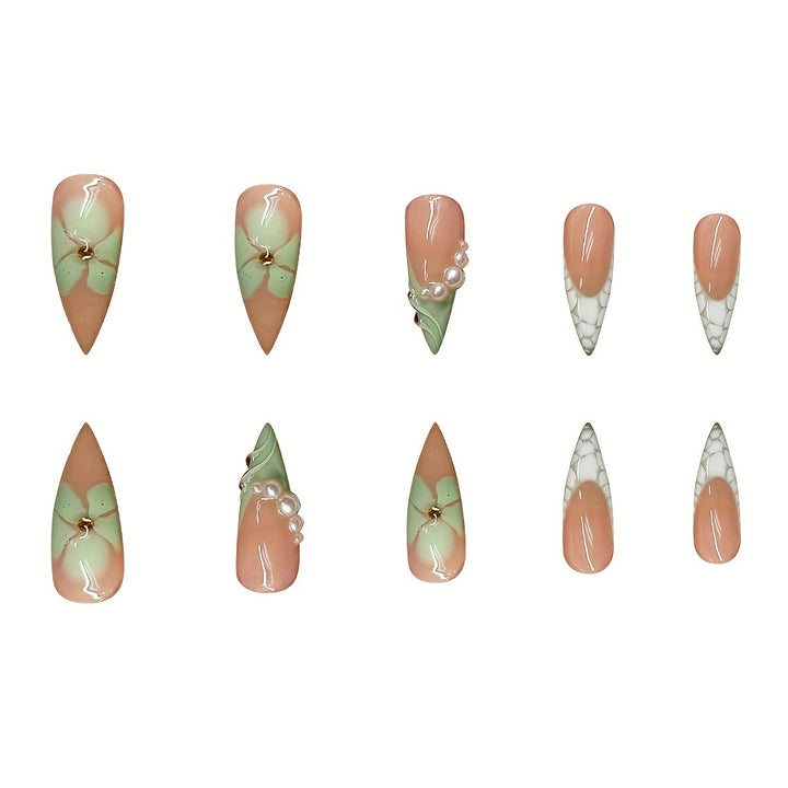 Elegant Stiletto Nail Design Bowlift