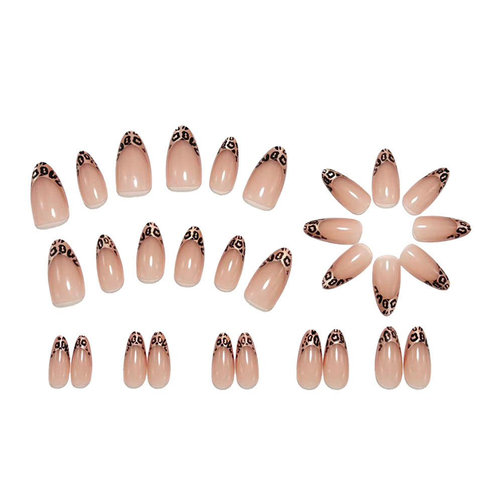 Artful Nail Tips with Leopard Pattern Bowlift