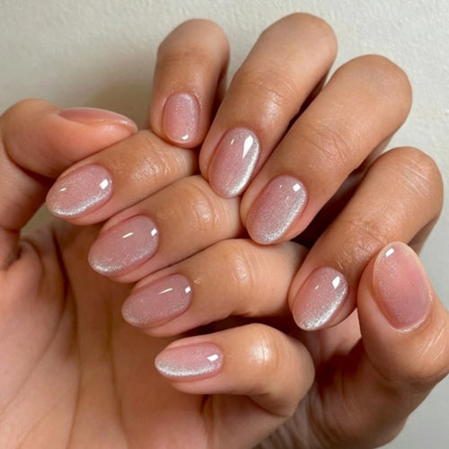 Glamorous artificial nails in elegant ombre look Bowlift