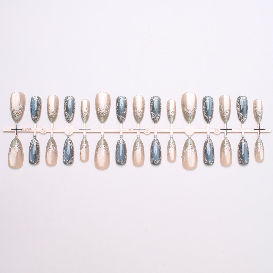 Elegant Glittering Press-On Nails Bowlift