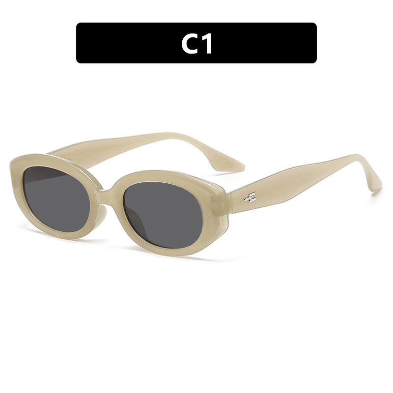 Women's fashionable sunglasses in stylish retro design Bowlift