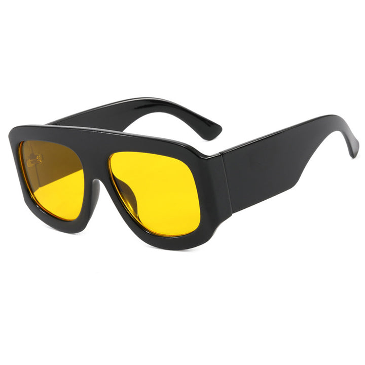 Women oversized sunglasses in modern design Bowlift