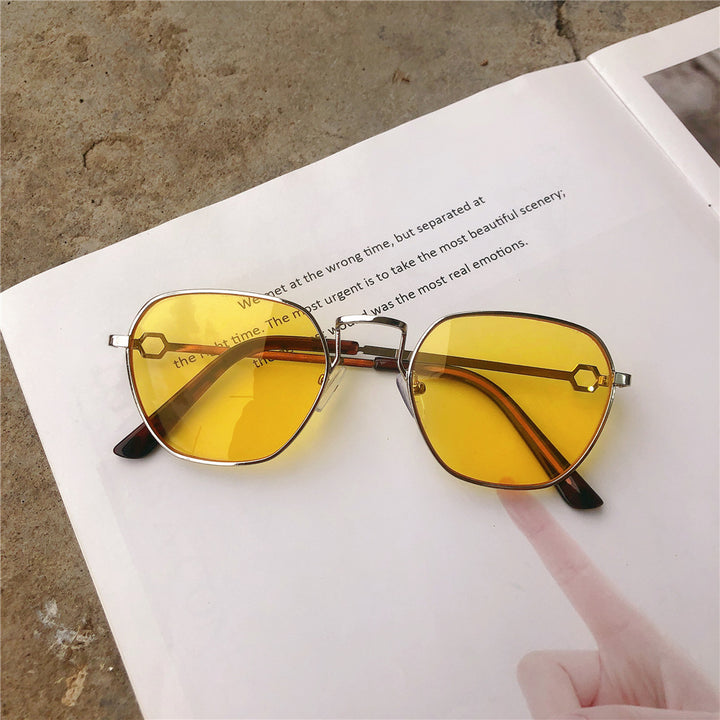 Vintage-Inspired Geometric Frame Sunglasses Bowlift