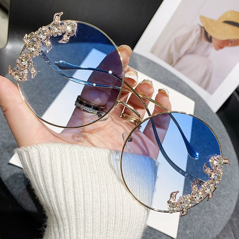Ladies Glamorous Sunglasses with Sparkling Rhinestone Details Bowlift