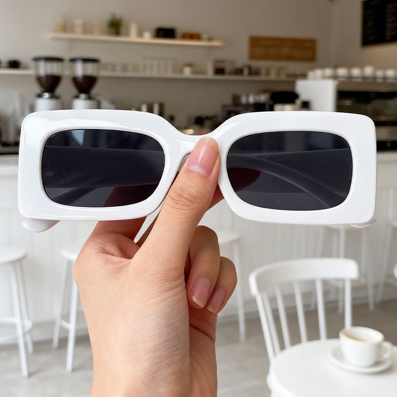 Bold Retro Square Sunglasses Bowlift