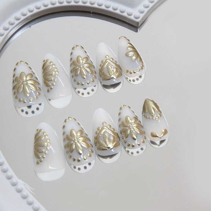 Decorative Nail Art Design Bowlift