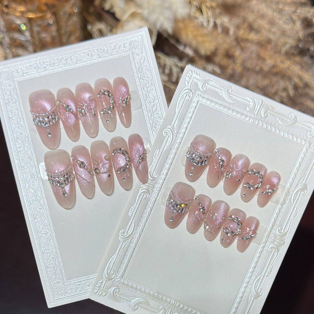 Artistic Stiletto Nail Art Design Bowlift
