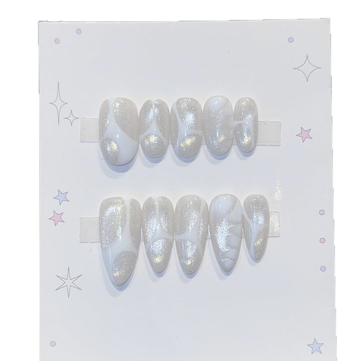 Glamorous artificial nail tips Bowlift