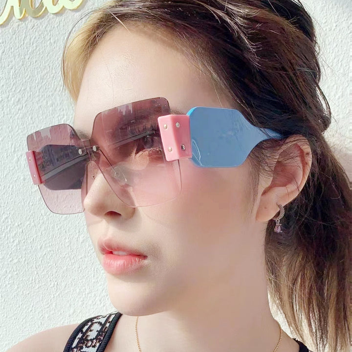 Women's fashionable flat sunglasses with creative design Bowlift