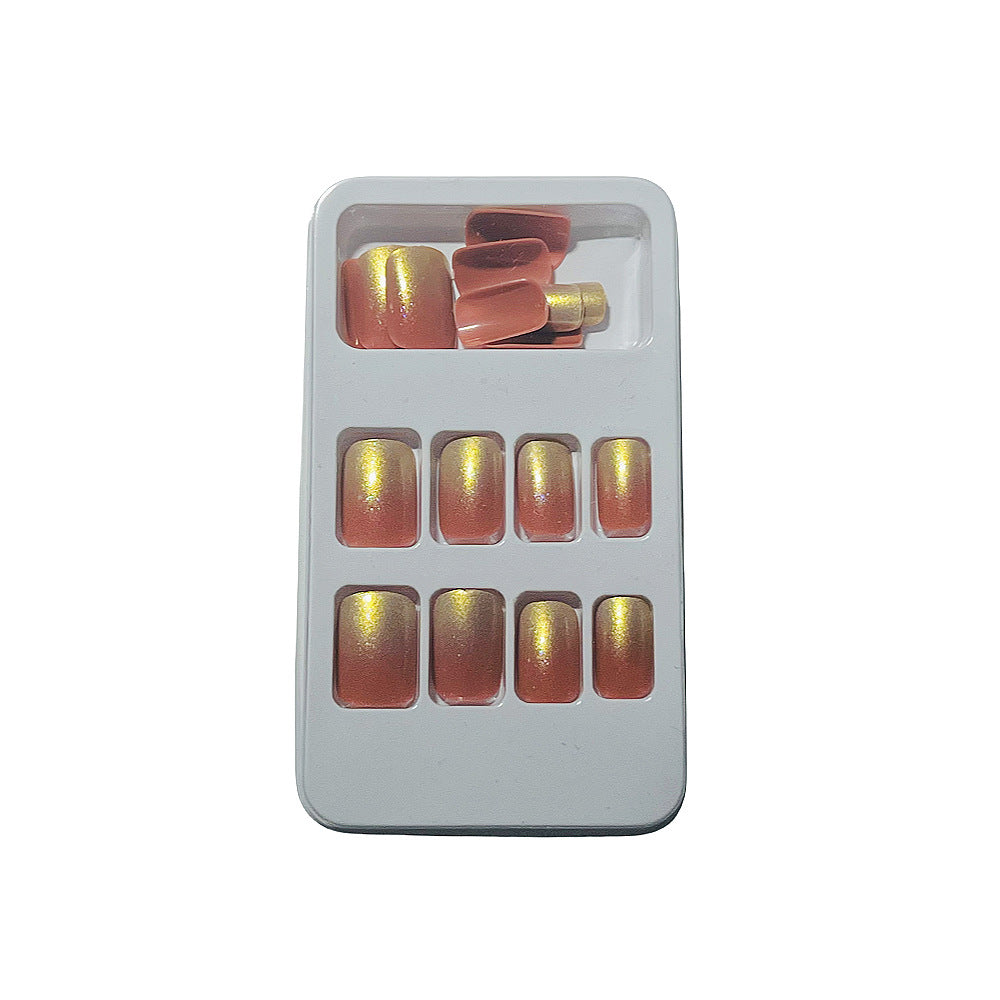 Glamorous artificial nails in elegant gradient Bowlift