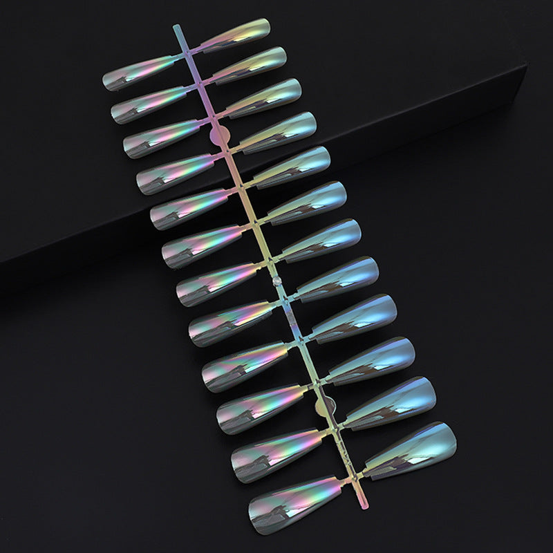 Artifical nails in modern holographic design Bowlift