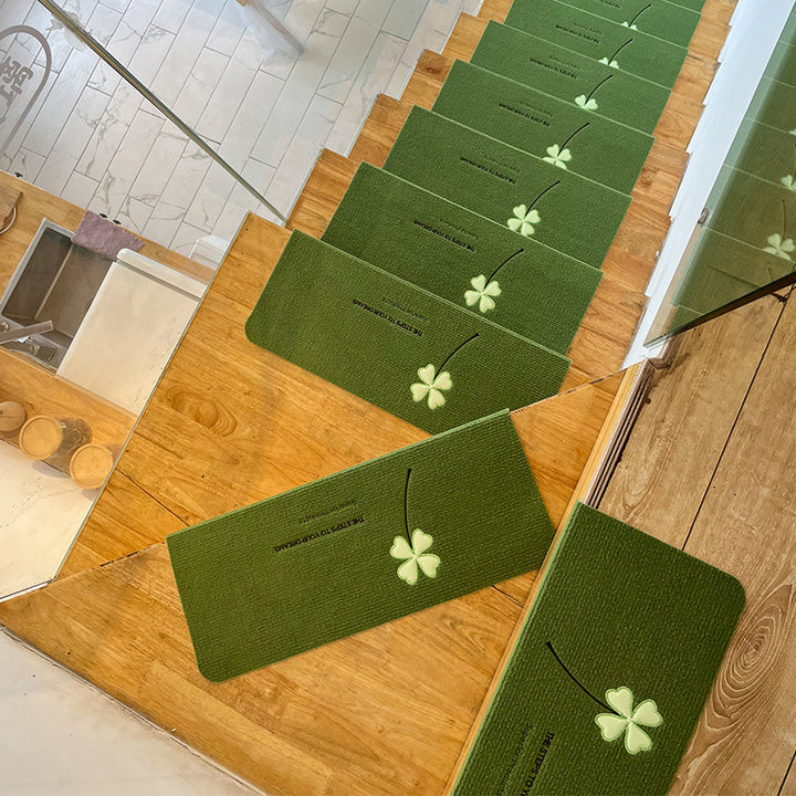 Lucky Charm Stair Tread Mat Bowlift