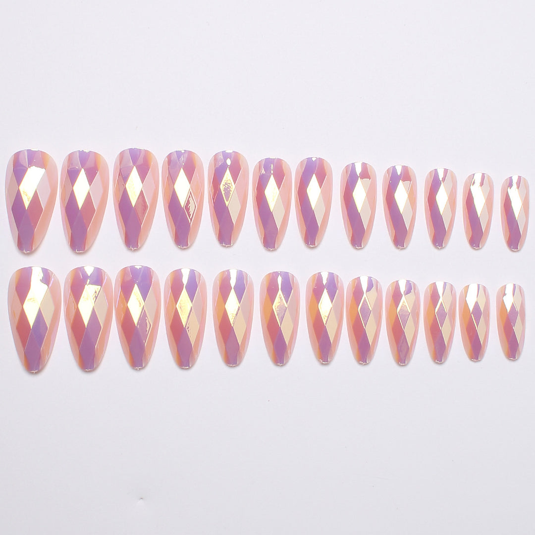 Diamond-Shaped Press-On Nail Set Bowlift