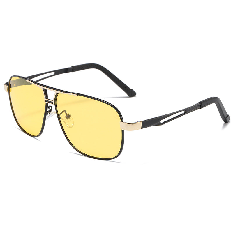 Ladies sporty sunglasses with modern design and UV protection Bowlift
