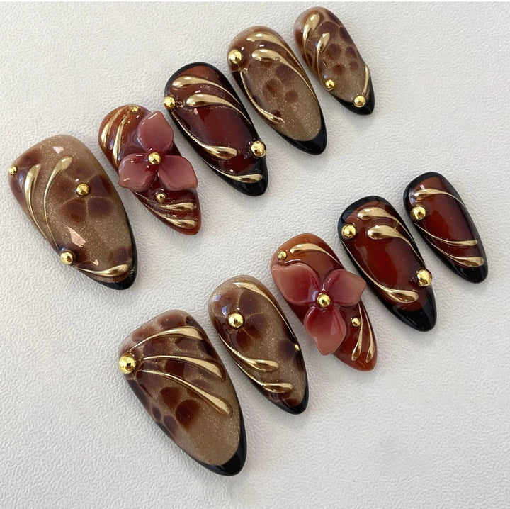 Artistic Floral Design Press-On Nail Tips Bowlift