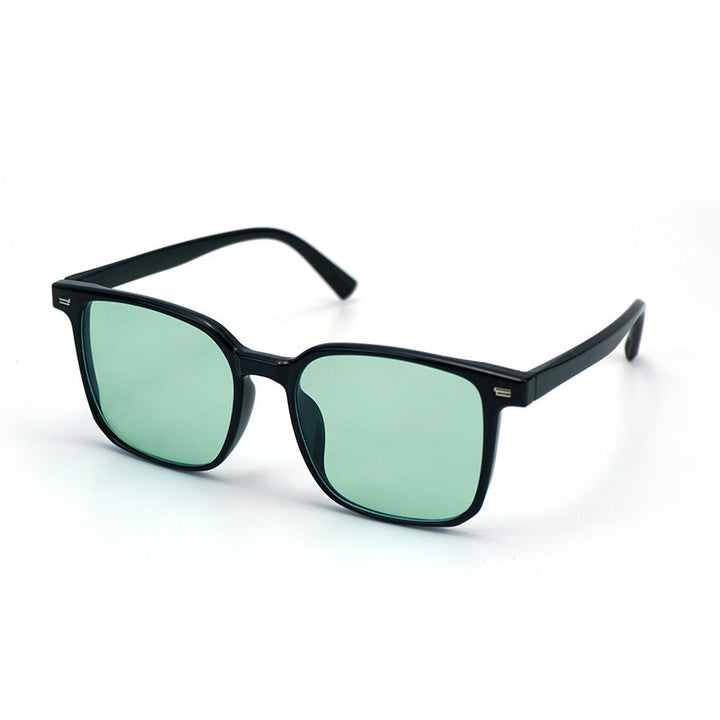 Women Square Sunglasses with Modern Accents Bowlift