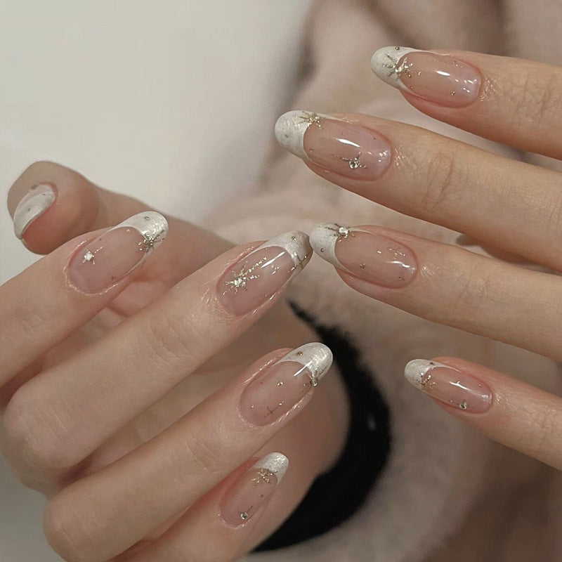 Elegant Press-On Nail Tips with Gold Accents Bowlift