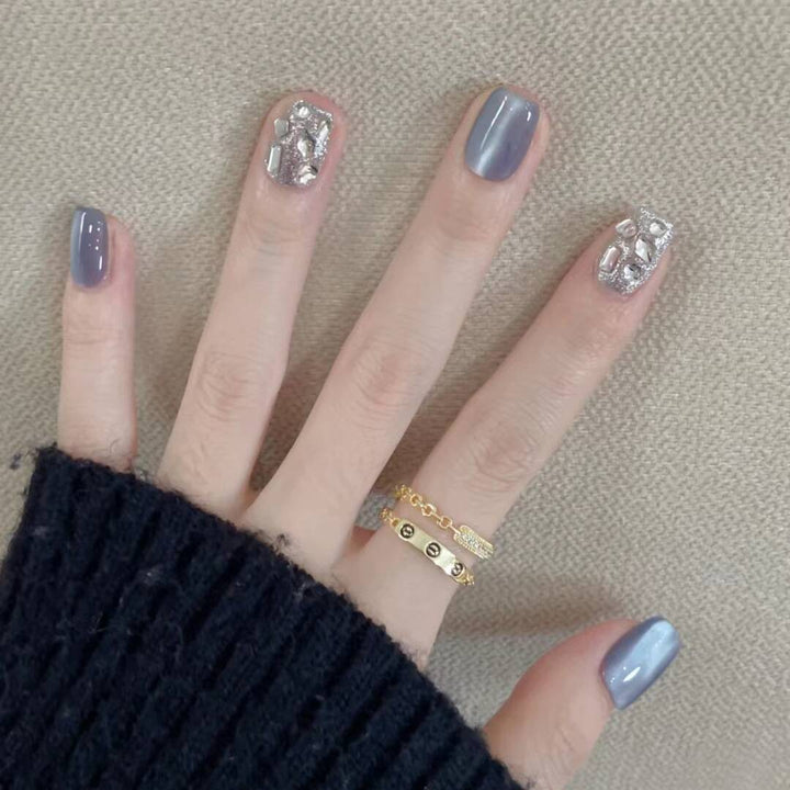 Premium Glittering Press-On Nail Extensions Bowlift