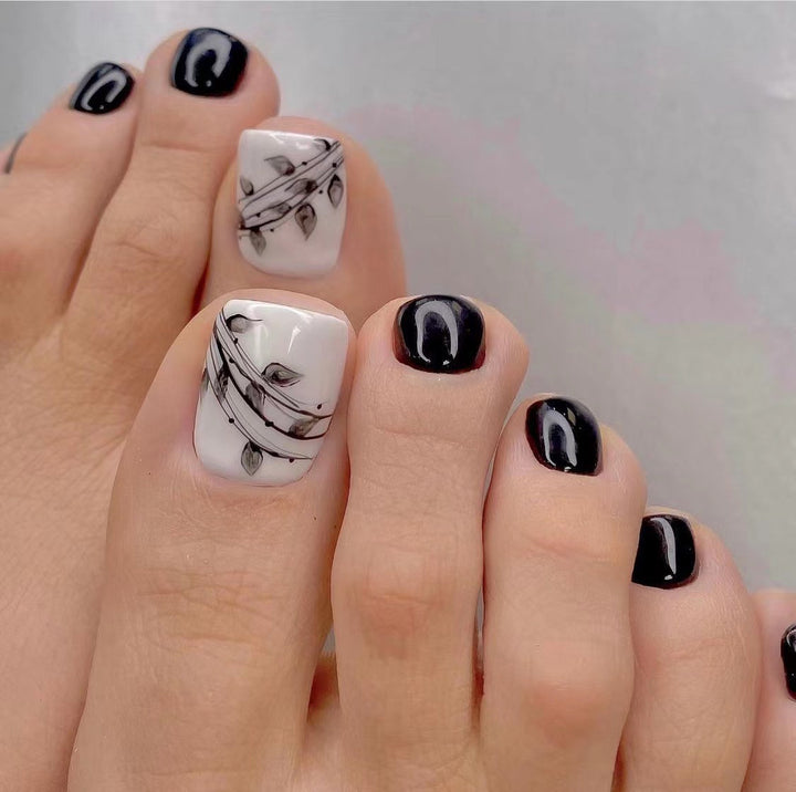 Artistic Toenail Design with Divine Butterfly Design Bowlift