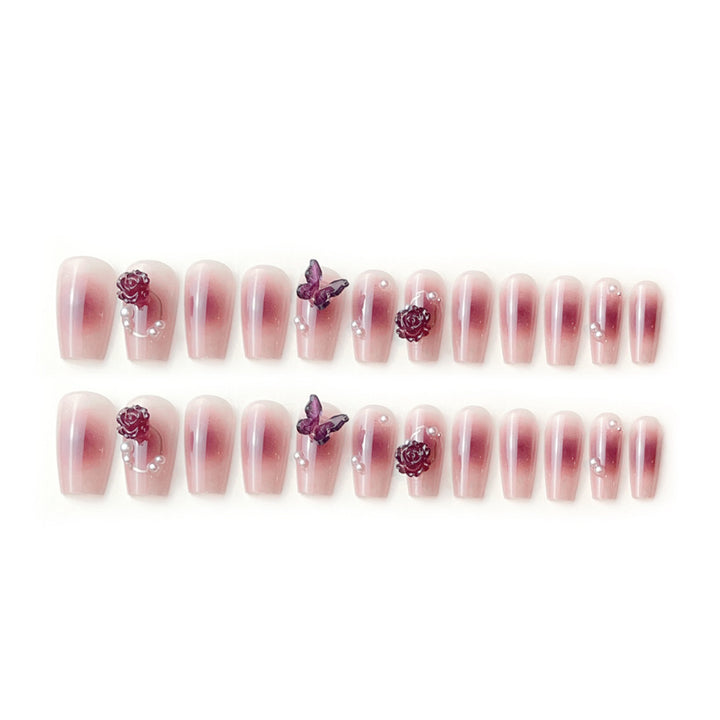 Playful artificial nails with cute animal motifs and floral accents Bowlift