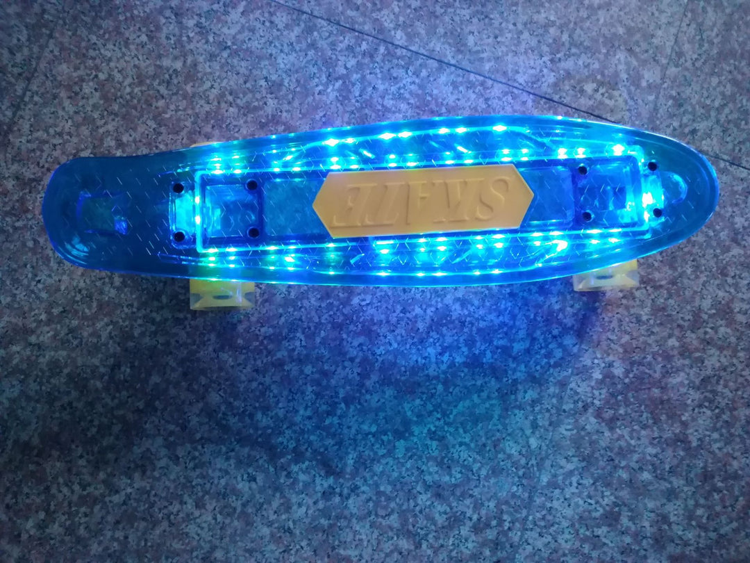 LED-Illuminated Cruiser Board Bowlift