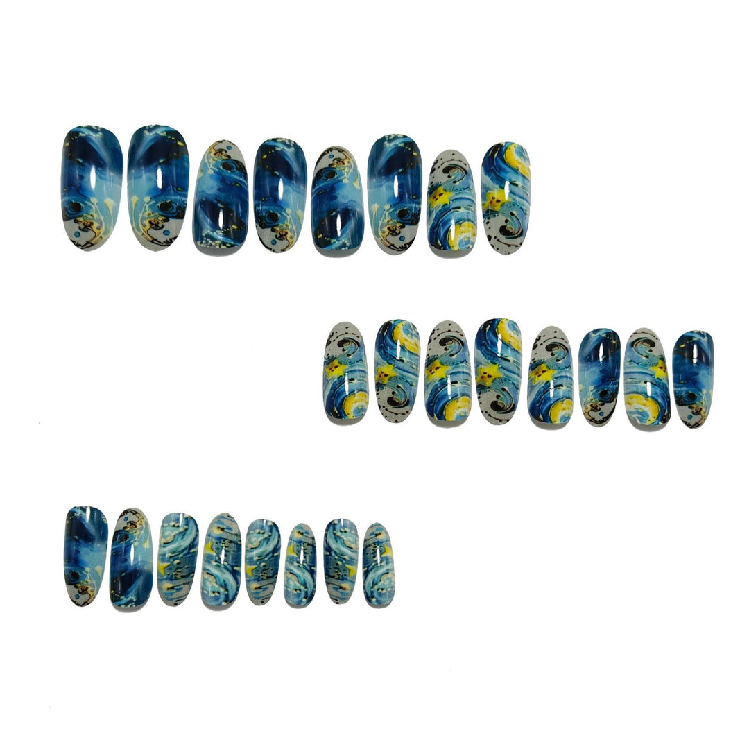 Creative art nails in star and moon design Bowlift