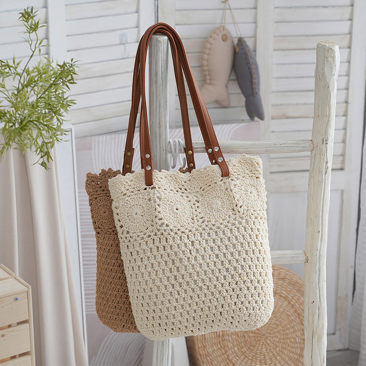 Handwoven bast bag Bowlift