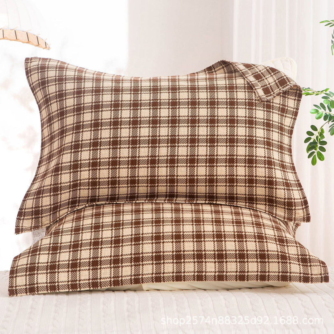 Women's pillowcase with delicate floral motif Bowlift