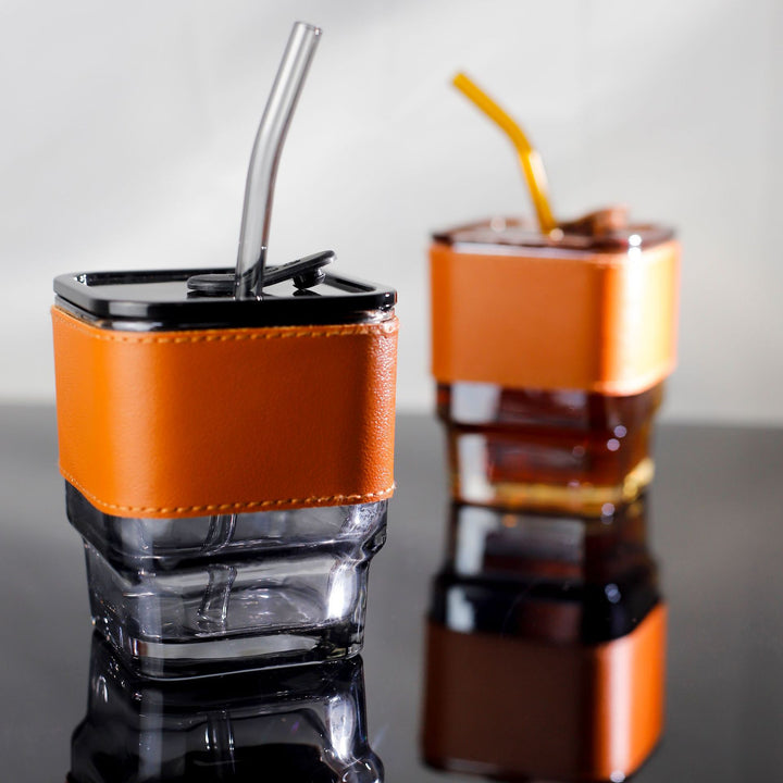 Women's trendy drinking cup with high-quality leather cover Bowlift