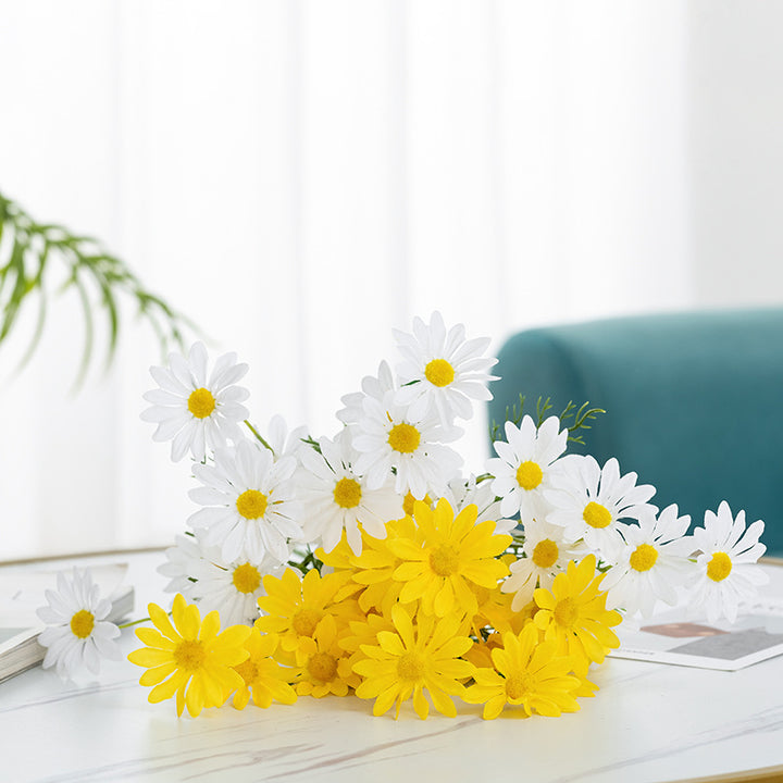 Decorative Silk Daisy Bouquet