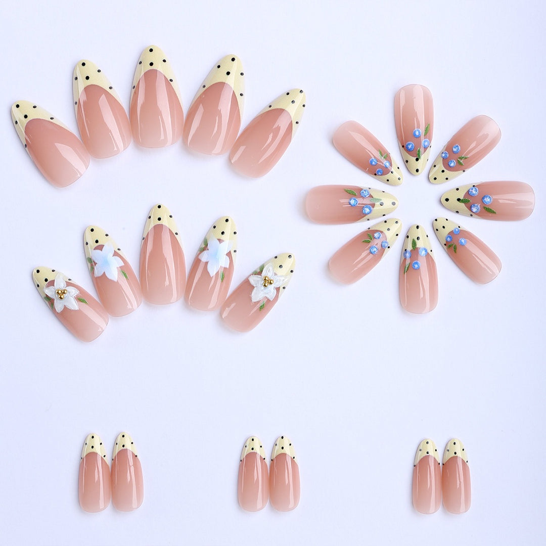 Trendy Nail Art Bowlift