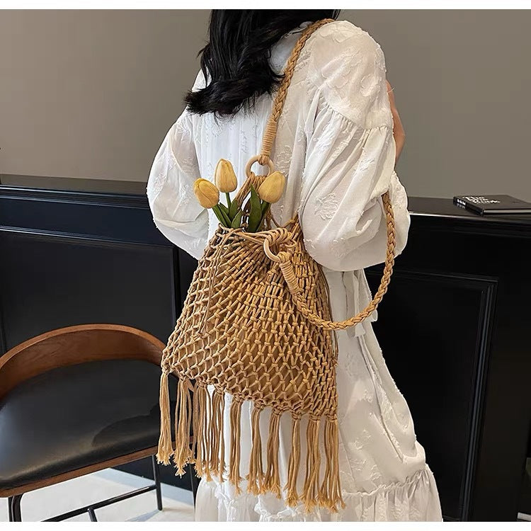Hand-knotted fringed tote bag Bowlift