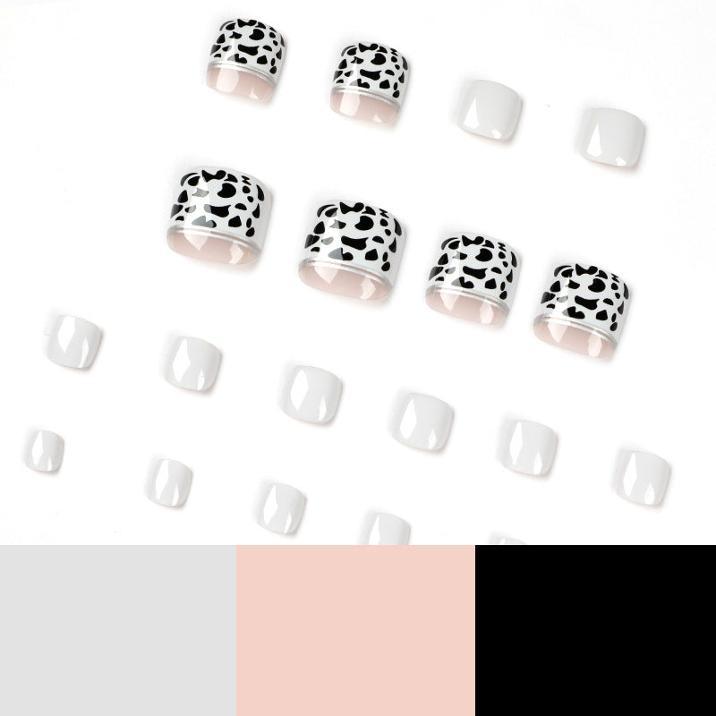 Luxury Toenail Art with Trendy Leopard Pattern Bowlift