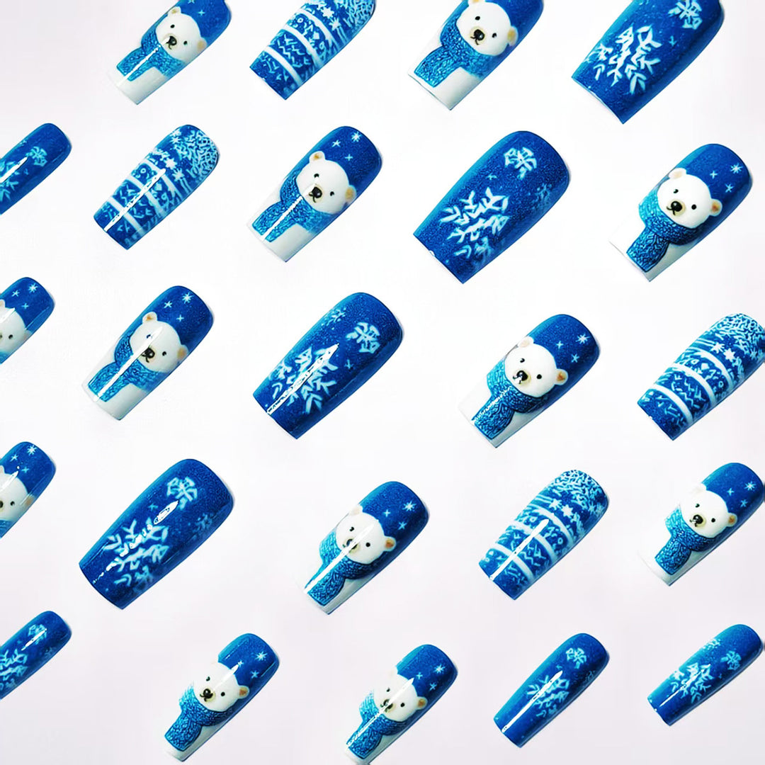 Winter-Themed Polar Bear Nail Art Bowlift