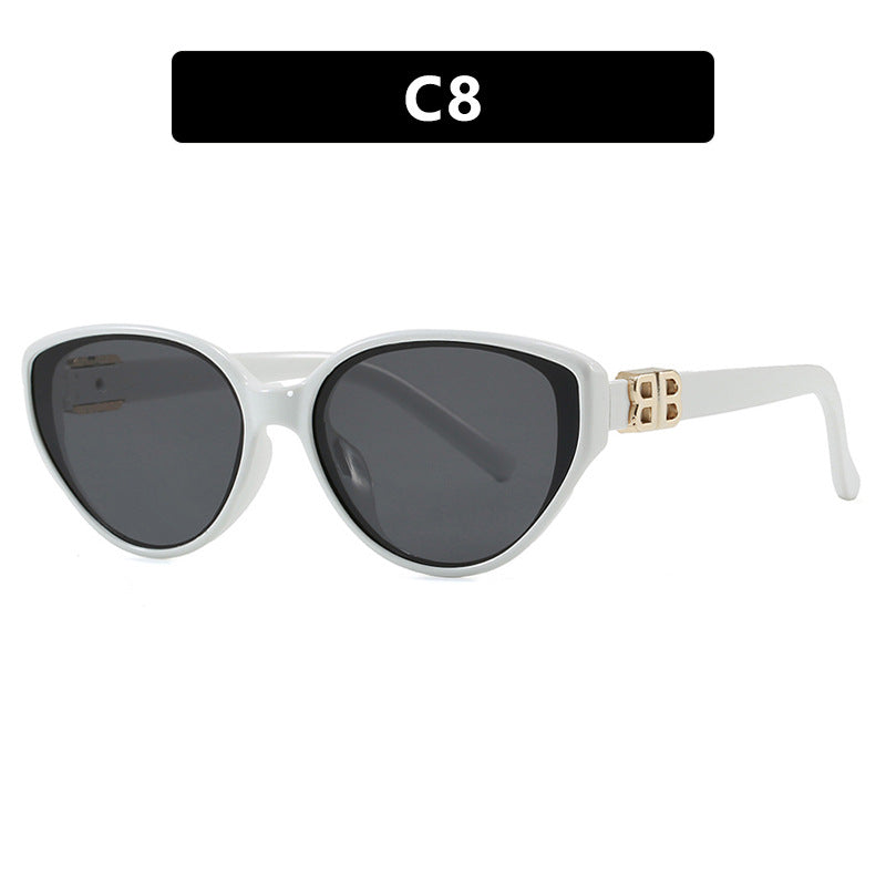 Women's fashionable cat-eye sunglasses with elegant metal frame and UV protection Bowlift