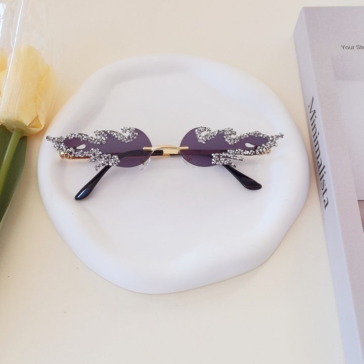 Women's extravagant design sunglasses with sparkling embellishments Bowlift