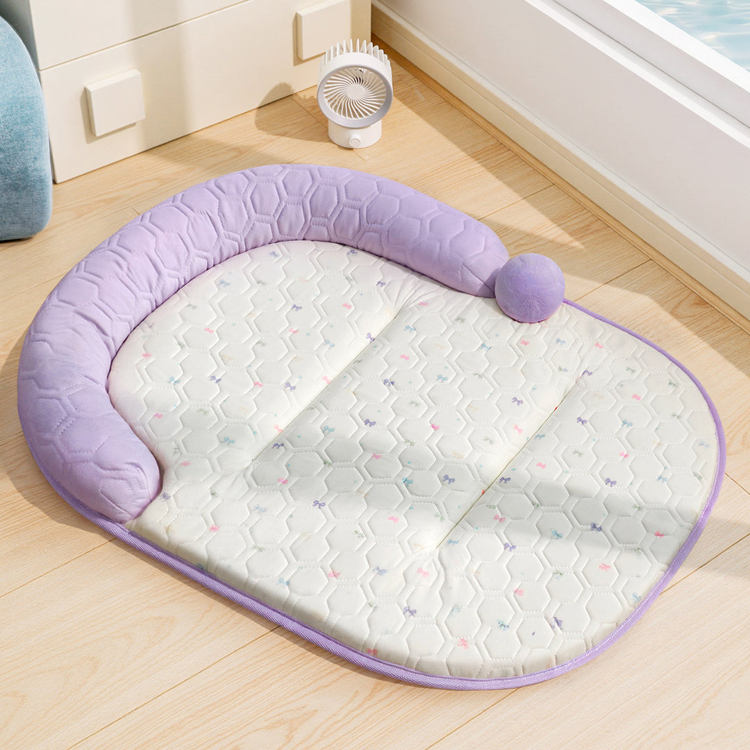 Unisex nan padded baby play mat with elevated headrest edge and non-slip bottom Bowlift